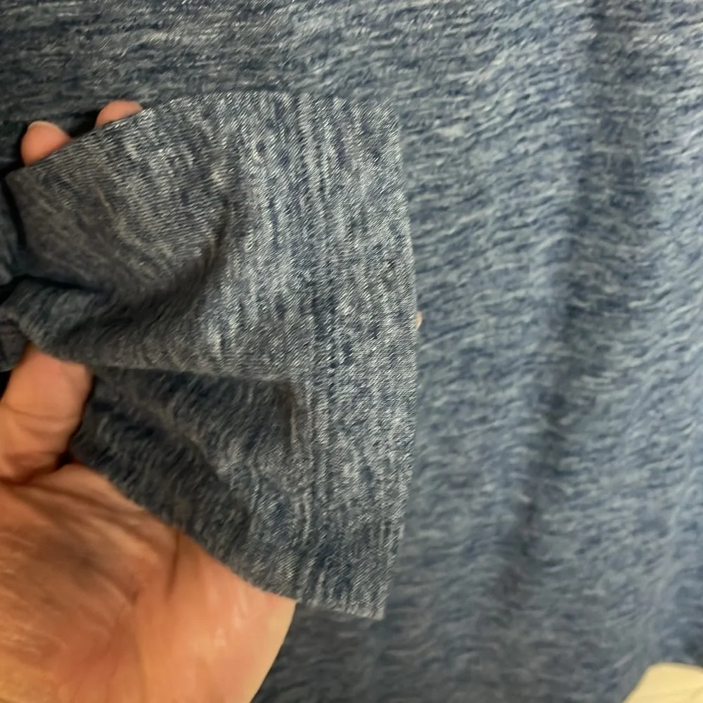 Banana Republic Size Large Blue Three Button Henley Long Sleeve Soft Shirt